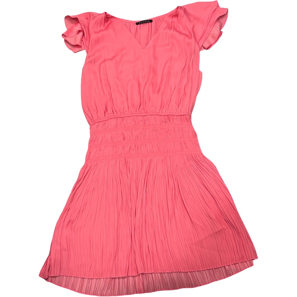 EUC Decker Women’s Medium Elegant Pink Mini Dress